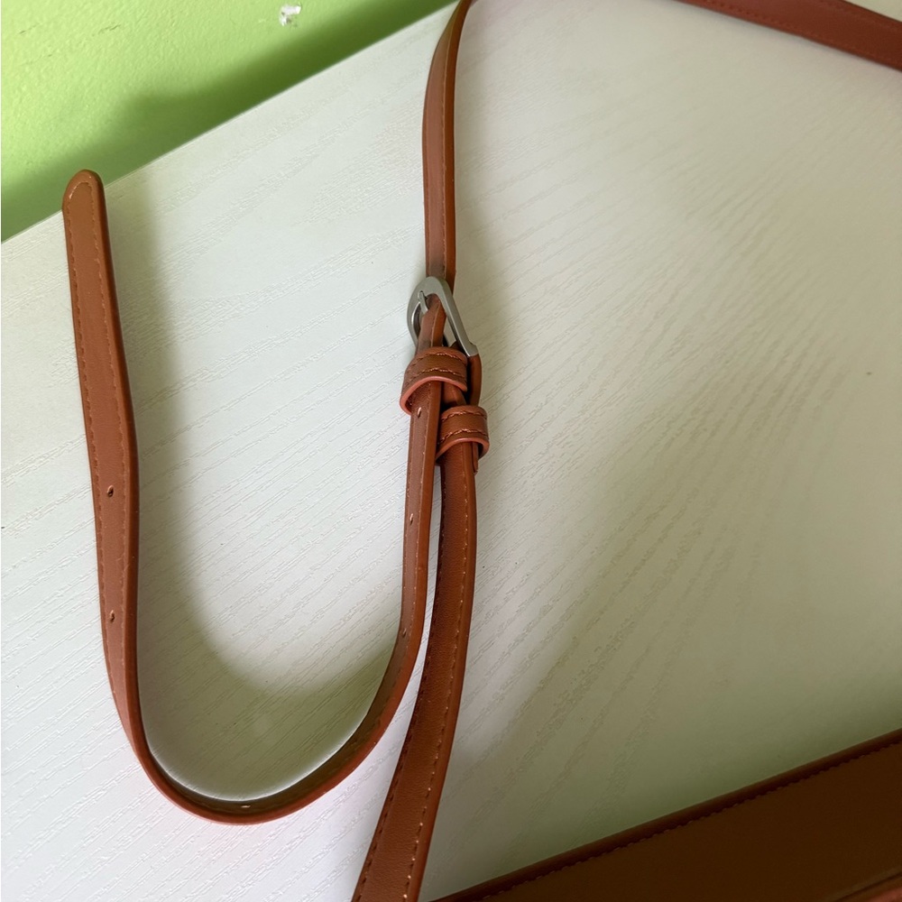 Pixie Mood Brown Honey Crossbody Bag - Picture 9 of 10
